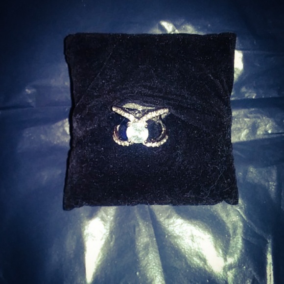 Natural 3.97CT White Sapphire Infinity S925 Ring - Picture 4 of 8